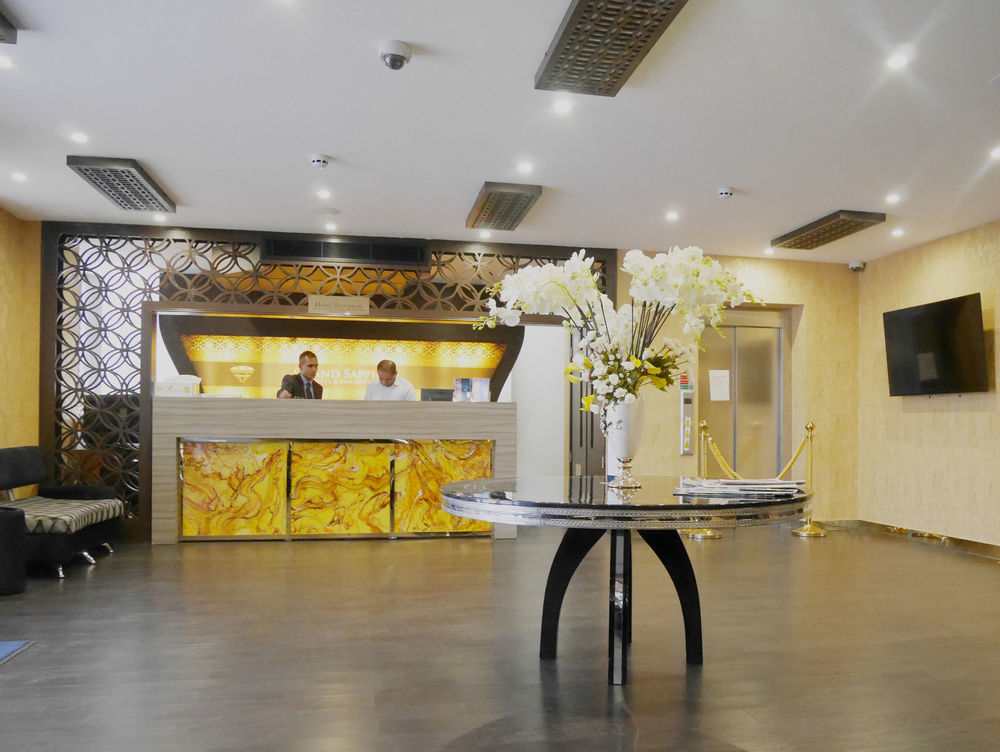 Grand Sapphire Hotel & Banqueting Croydon Exterior foto
