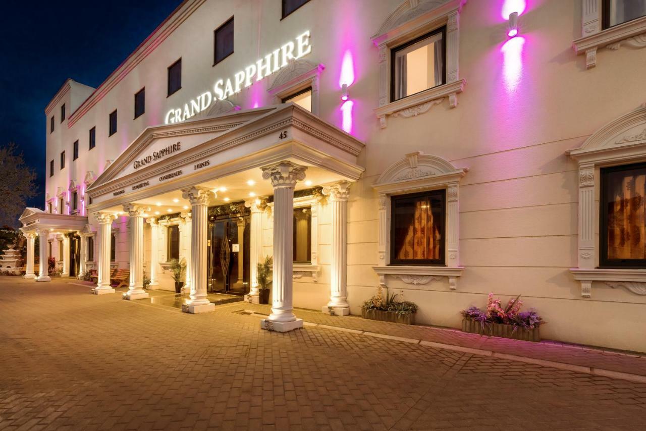 Grand Sapphire Hotel & Banqueting Croydon Exterior foto